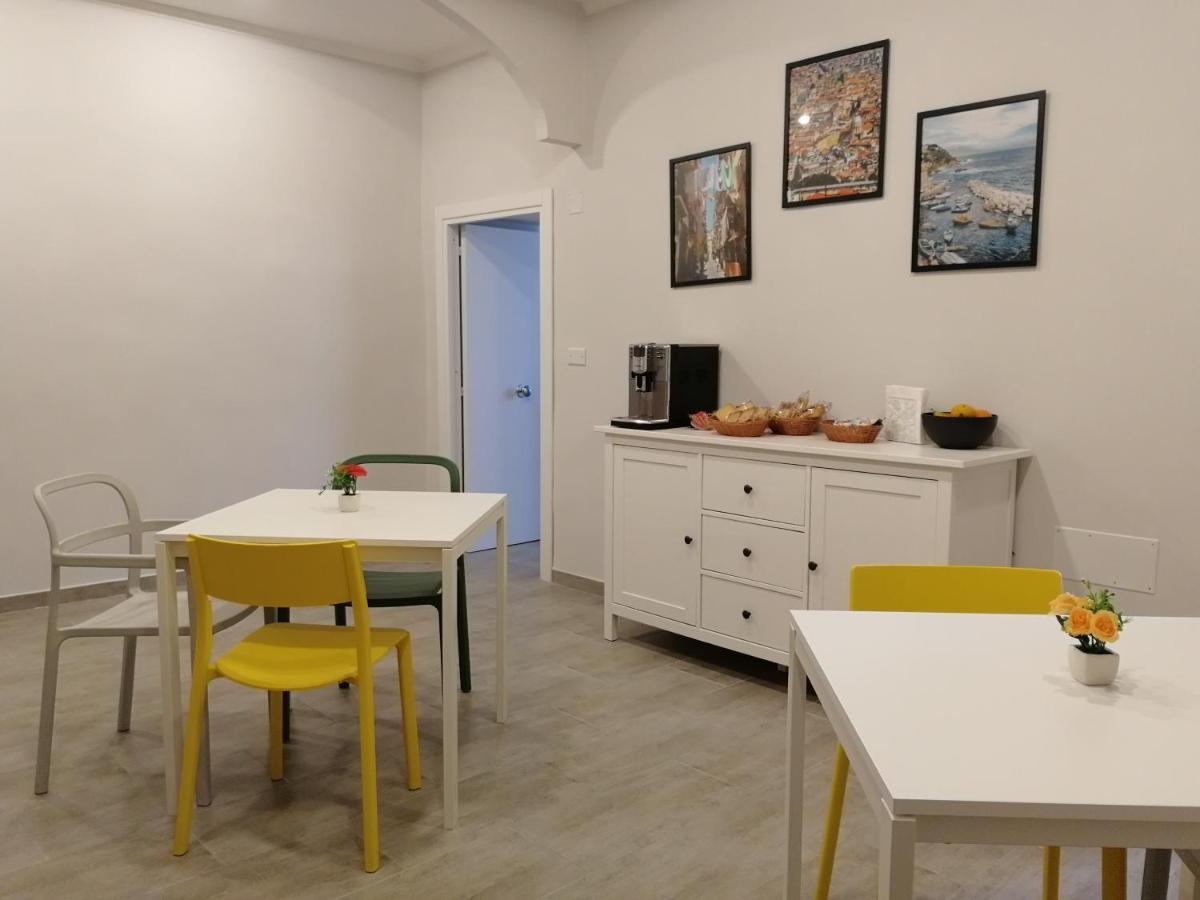 ナポリ Casa Sanni Bed & Breakfast エクステリア 写真