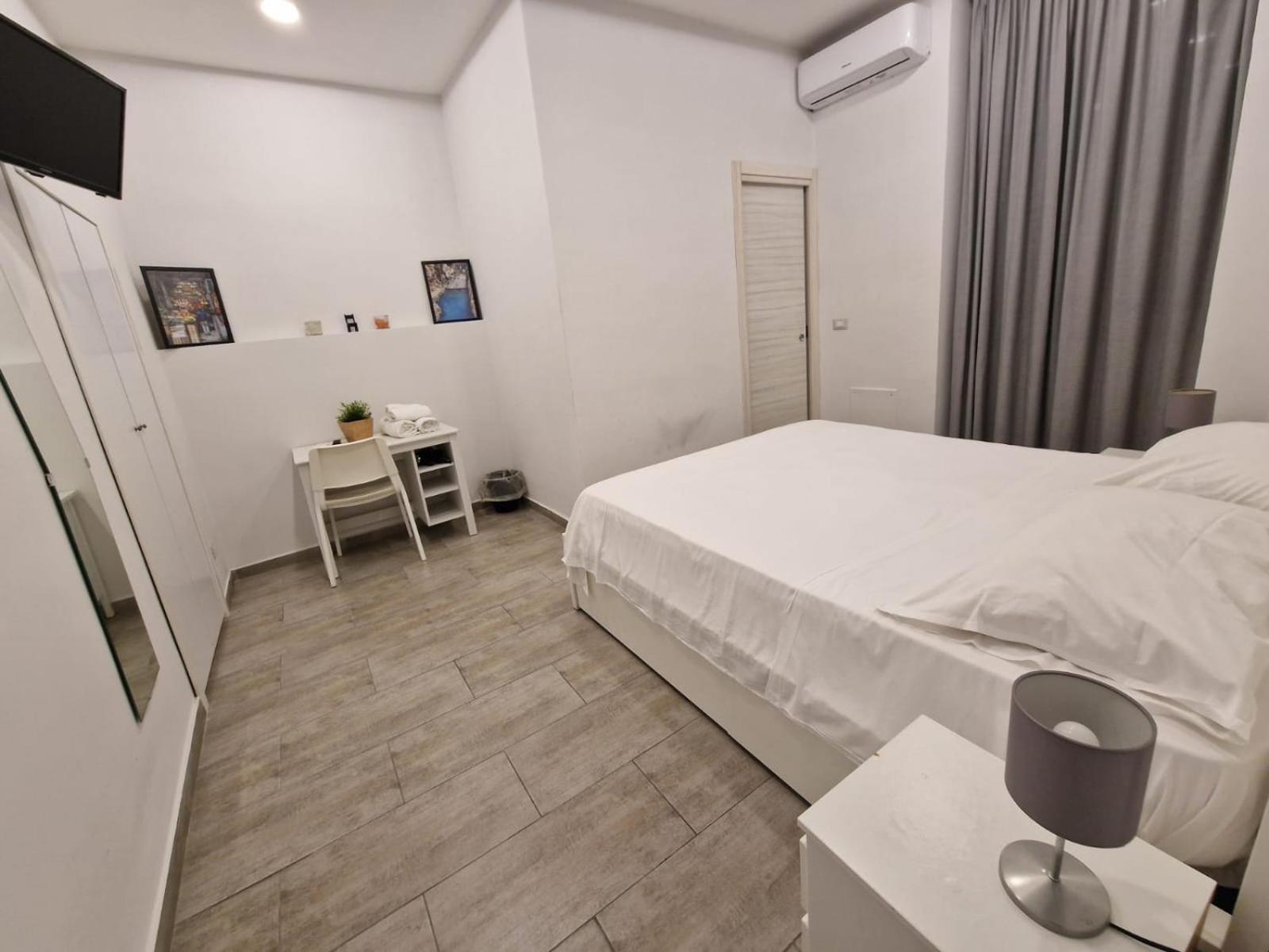 ナポリ Casa Sanni Bed & Breakfast エクステリア 写真